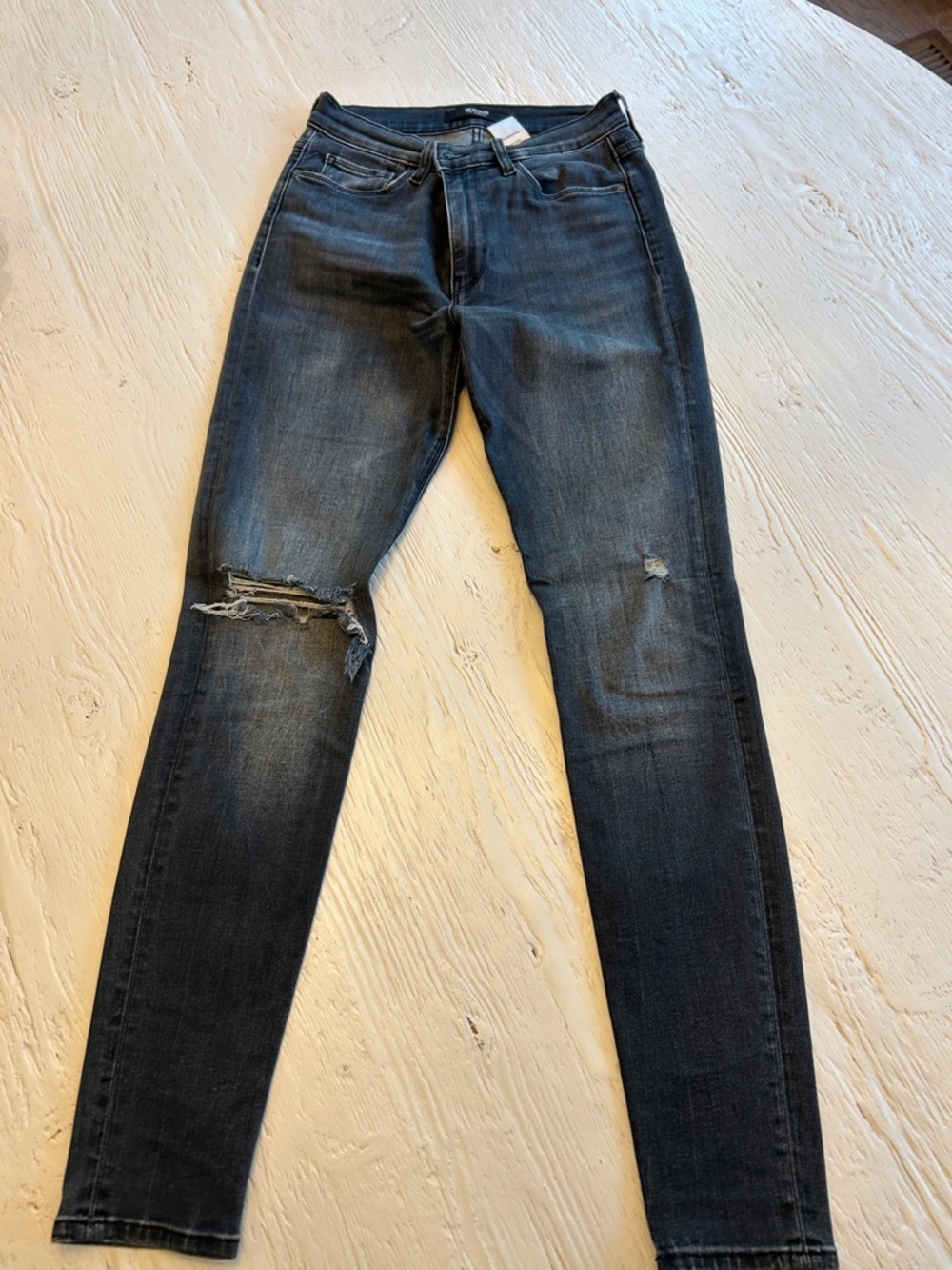 Hudson Jeans Men's Black Wash Skinny Jeans with Knee Distress